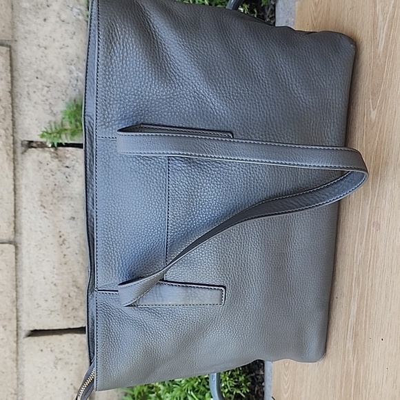 Tory Burch Gray Pebble Leather Tote Bag shoulder bag - Picture 4 of 15